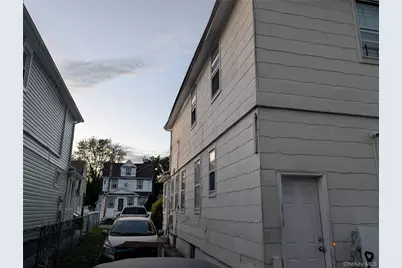 19122 113th Avenue, Saint Albans, NY 11412 - Photo 5