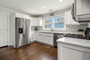 11 Jackson St, East Islip, NY 11730 - Photo 9