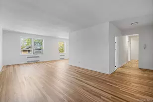 162-01 Powells Cove Blvd, Whitestone, NY 11357 - Photo 3