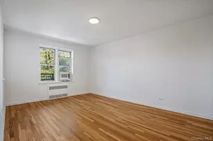162-01 Powells Cove Blvd, Whitestone, NY 11357 - Photo 15