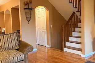 345 O'Connor Rd, North Babylon, NY 11703 - Photo 9