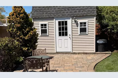 345 Oconnor Road, North Babylon, NY 11703 - Photo 19