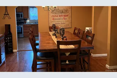 345 Oconnor Road, North Babylon, NY 11703 - Photo 7