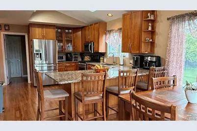 345 Oconnor Road, North Babylon, NY 11703 - Photo 5