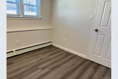 [Address not provided], West Babylon, NY 11704 - Photo 7