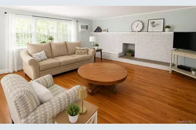 68 George Street, Patchogue, NY 11772 - Photo 5