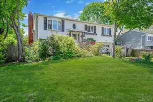 114 Liberty Ave, Selden, NY 11784 - Photo 3