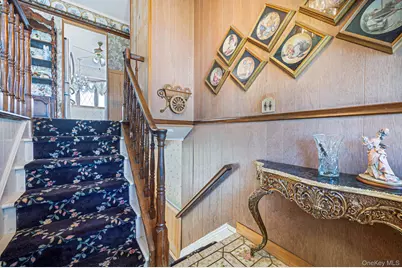 114 Liberty Avenue, Selden, NY 11784 - Photo 5