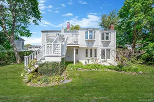 114 Liberty Ave, Selden, NY 11784 - Photo 31