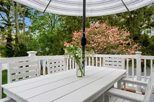 229 New York Ave, Bay Shore, NY 11706 - Photo 19
