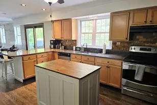 64 Beachfern Rd, Center Moriches, NY 11934 - Photo 3