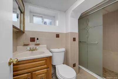 82-30 266th Street, Glen Oaks, NY 11004 - Photo 19