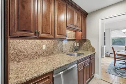 615 Palmer Road #105, Yonkers, NY 10701 - Photo 7