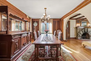 19 Addison Pl, Rockville Centre, NY 11570 - Photo 9