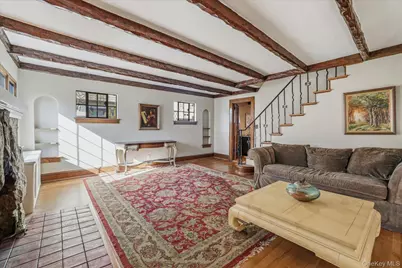 19 Addison Place, Rockville Centre, NY 11570 - Photo 5