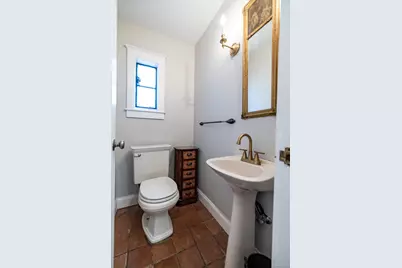 19 Addison Place, Rockville Centre, NY 11570 - Photo 13