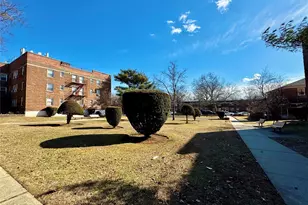 138-29 Jewel Ave, Kew Gardens, NY 11367 - Photo 13