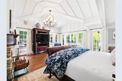 2 Aspen Place, Great Neck, NY 11021 - Photo 21