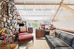2 Aspen Pl, Great Neck, NY 11021 - Photo 29
