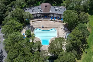 1001 Skyline Dr, Coram, NY 11727 - Photo 27