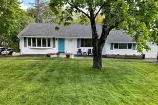 15 Brooker Dr, Newburgh, NY 12550 - Photo 3