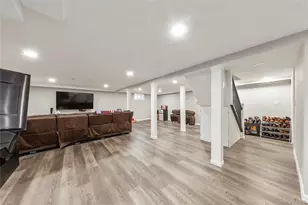 19 Sloan Dr S, Valley Stream, NY 11580 - Photo 13