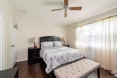 19 Sloan Drive S, Valley Stream, NY 11580 - Photo 9