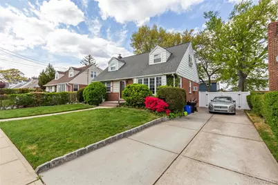 19 Sloan Drive S, Valley Stream, NY 11580 - Photo 3