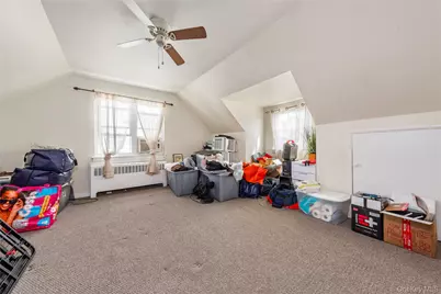 19 Sloan Drive S, Valley Stream, NY 11580 - Photo 19
