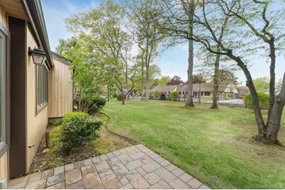 84 Strathmore Gate Drive, Stony Brook, NY 11790 - Photo 15