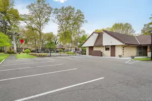 84 Strathmore Gate Dr, Stony Brook, NY 11790 - Photo 19
