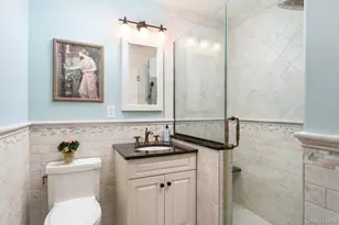 84 Strathmore Gate Dr, Stony Brook, NY 11790 - Photo 9