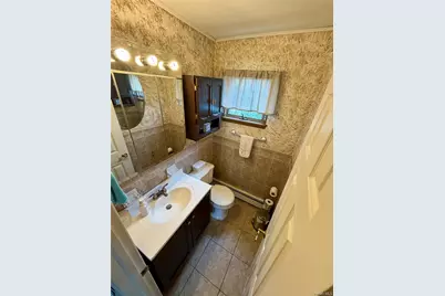 27 Colonial Road, Copiague, NY 11726 - Photo 7