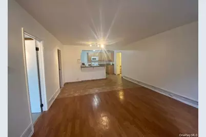 8 Birchwood Avenue, Nanuet, NY 10954 - Photo 3