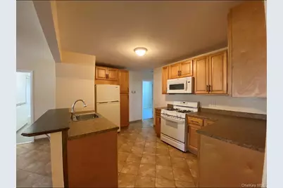 8 Birchwood Avenue, Nanuet, NY 10954 - Photo 1