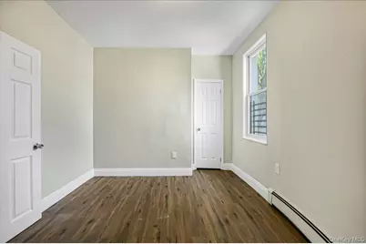 704 E 183rd Street, Bronx, NY 10458 - Photo 9