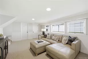 149 Raleigh Ln, West Islip, NY 11795 - Photo 17
