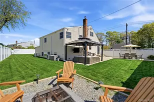 149 Raleigh Ln, West Islip, NY 11795 - Photo 31