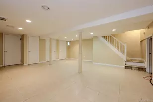 138-02 Rockaway Beach Blvd, Rockaway Park, NY 11694 - Photo 27