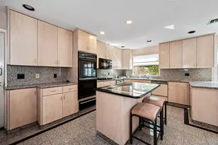 138-02 Rockaway Beach Blvd, Rockaway Park, NY 11694 - Photo 11