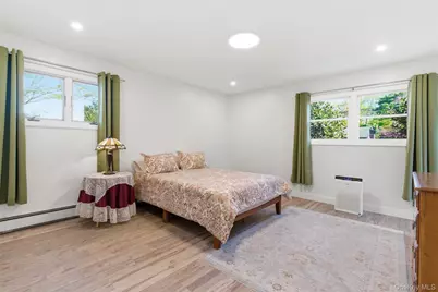 15 7th Avenue, Smithtown, NY 11787 - Photo 19