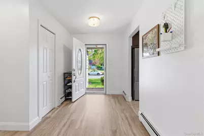 15 7th Avenue, Smithtown, NY 11787 - Photo 3