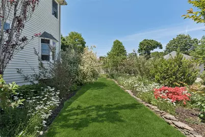 1749 Commonwealth Avenue, Merrick, NY 11566 - Photo 27