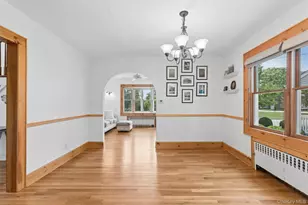 1749 Commonwealth Ave, Merrick, NY 11566 - Photo 9