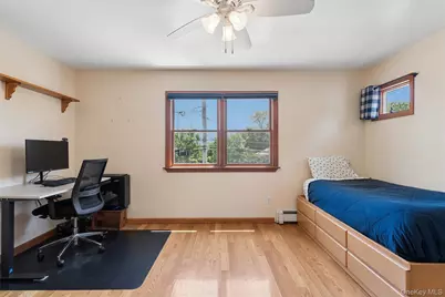 1749 Commonwealth Avenue, Merrick, NY 11566 - Photo 21