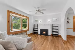 1749 Commonwealth Ave, Merrick, NY 11566 - Photo 5