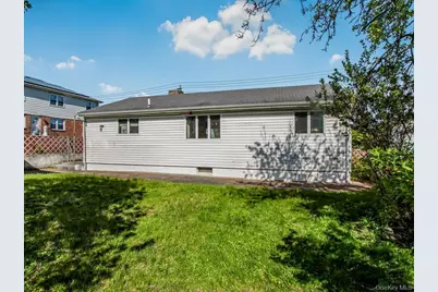 1109 Aka 1111 Nepperhan Avenue, Yonkers, NY 10703 - Photo 13