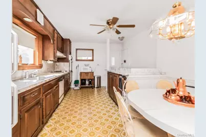 1109 Aka 1111 Nepperhan Avenue, Yonkers, NY 10703 - Photo 11