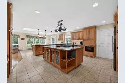 22 E Mayer Drive, Suffern, NY 10901 - Photo 7