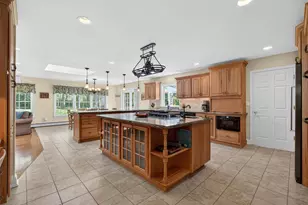 22 E Mayer Dr, Suffern, NY 10901 - Photo 7